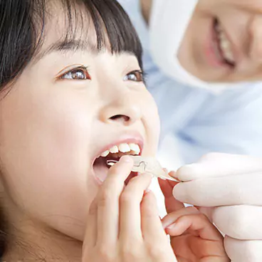 お子さまの成長に合わせた「小児矯正」
